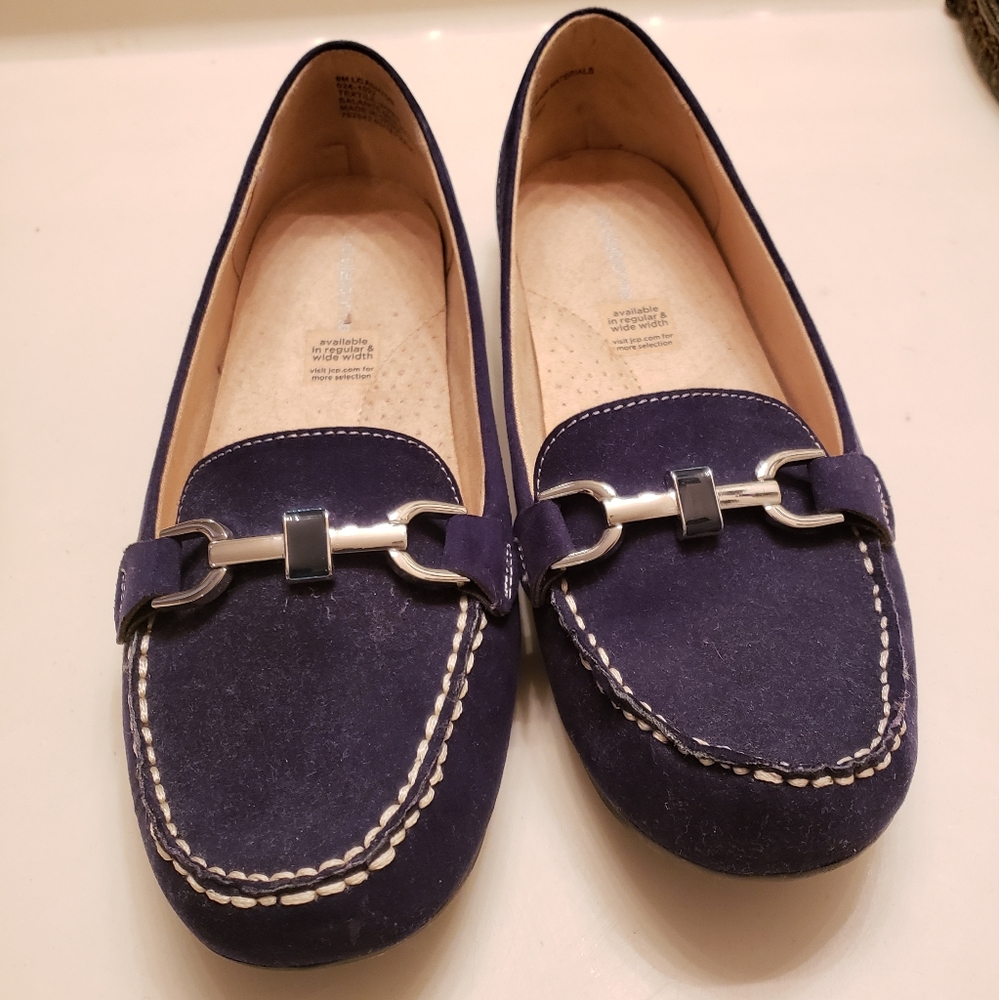 Women's loafers